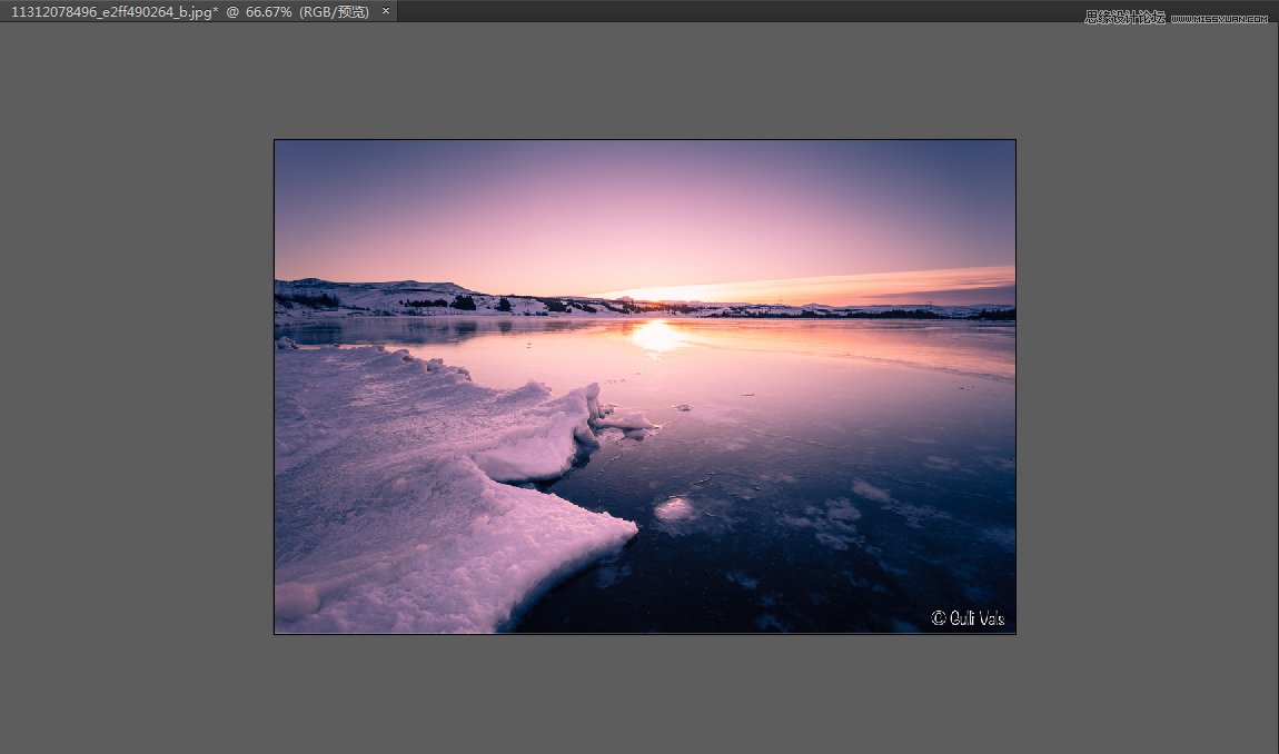 Illustrator简单快速的把图片变成几何背景  第2张